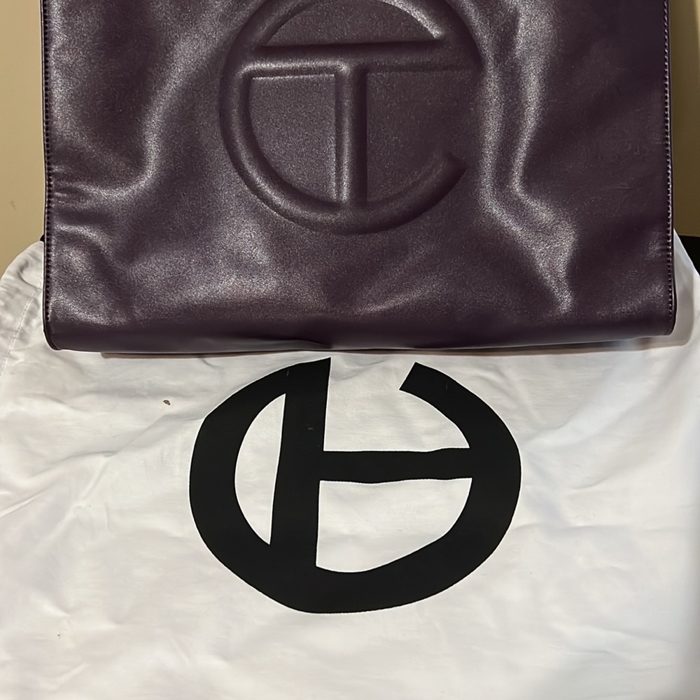Telfar - Picture 2 of 4